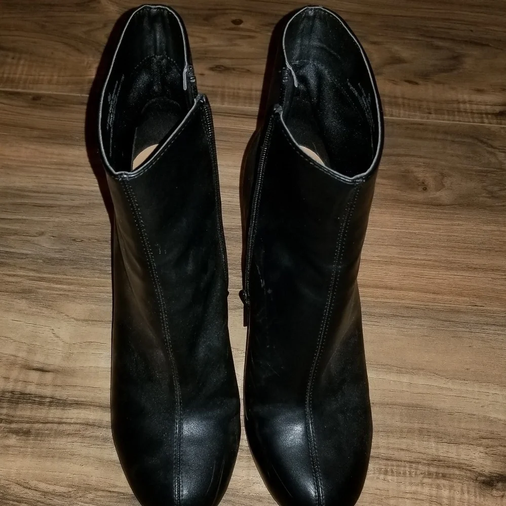 Merona Booties - Picture 1 of 5